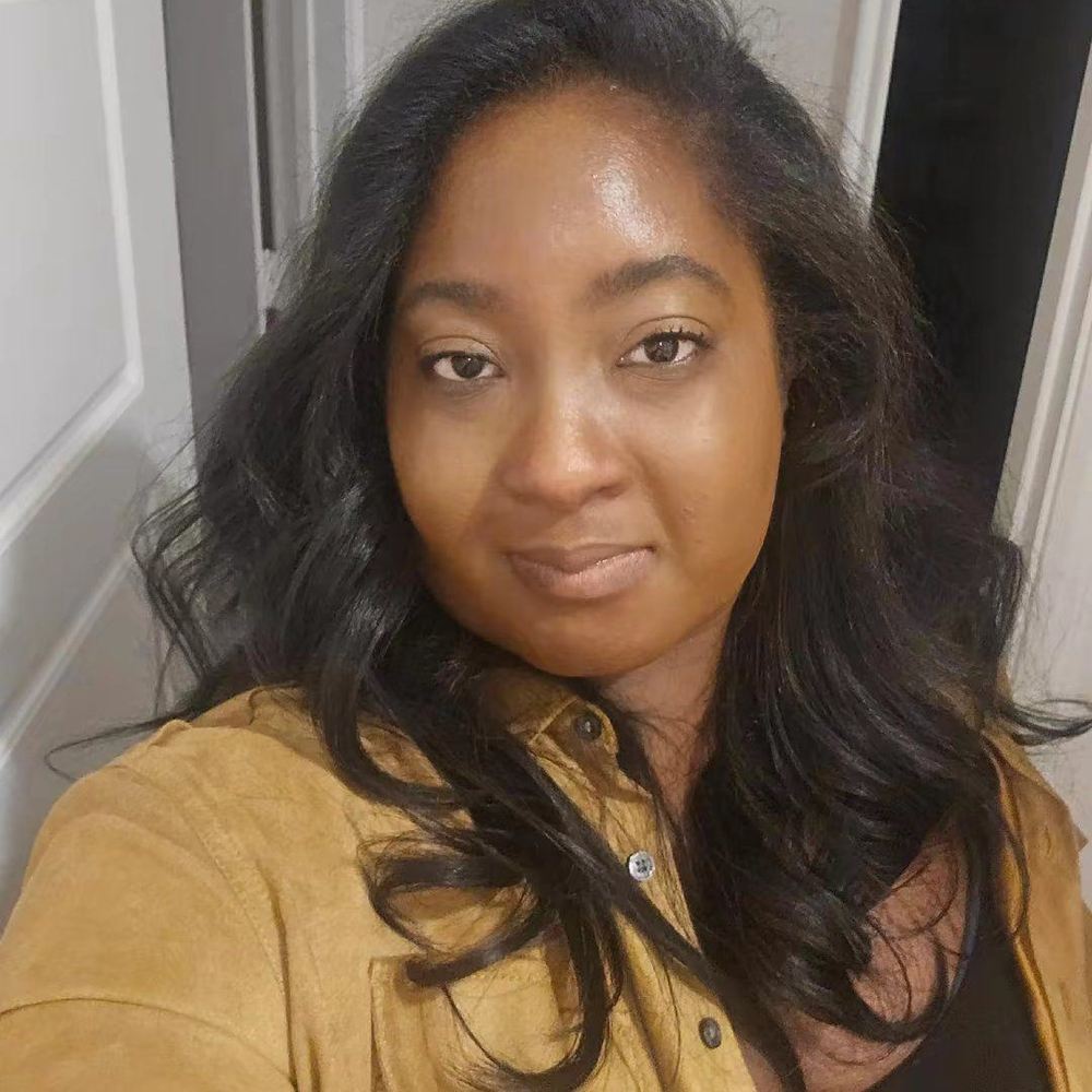 Meet your Posher, Nicole
